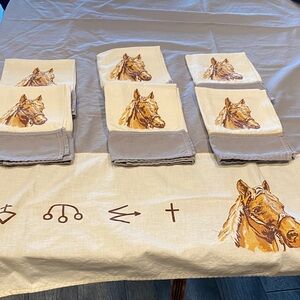 Horse Print Table Linens Set